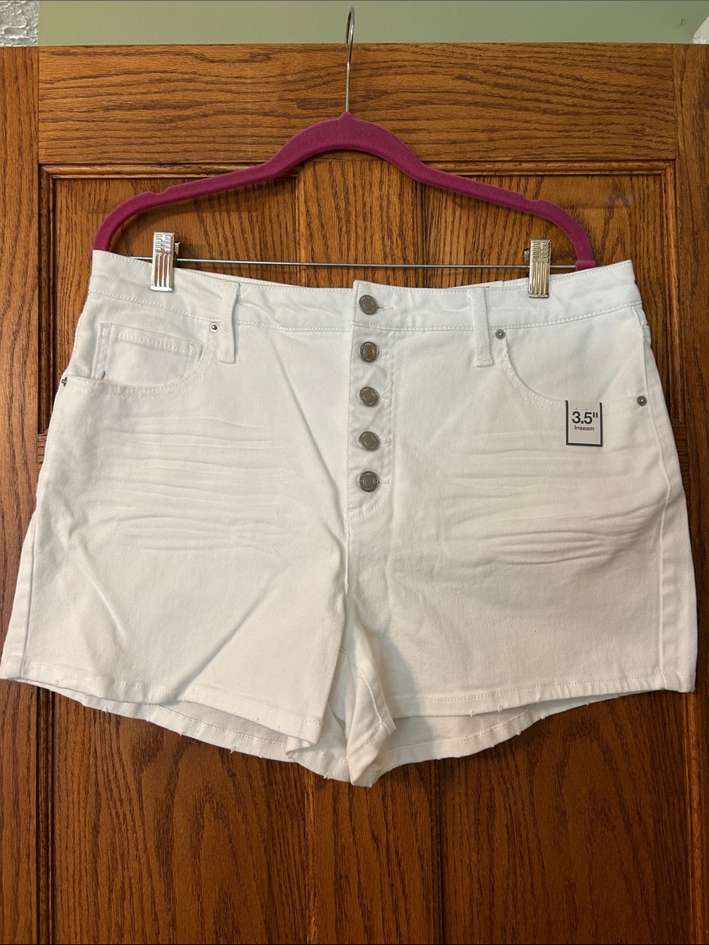 Time and Tru White High-Rise Button-Fly Women's Shorts